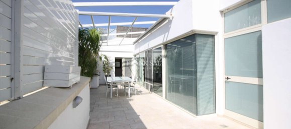 3 chambres Penthouse à Sliema, Malta No. 9668 2