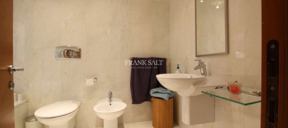 3 chambres Penthouse à Sliema, Malta No. 9668 7