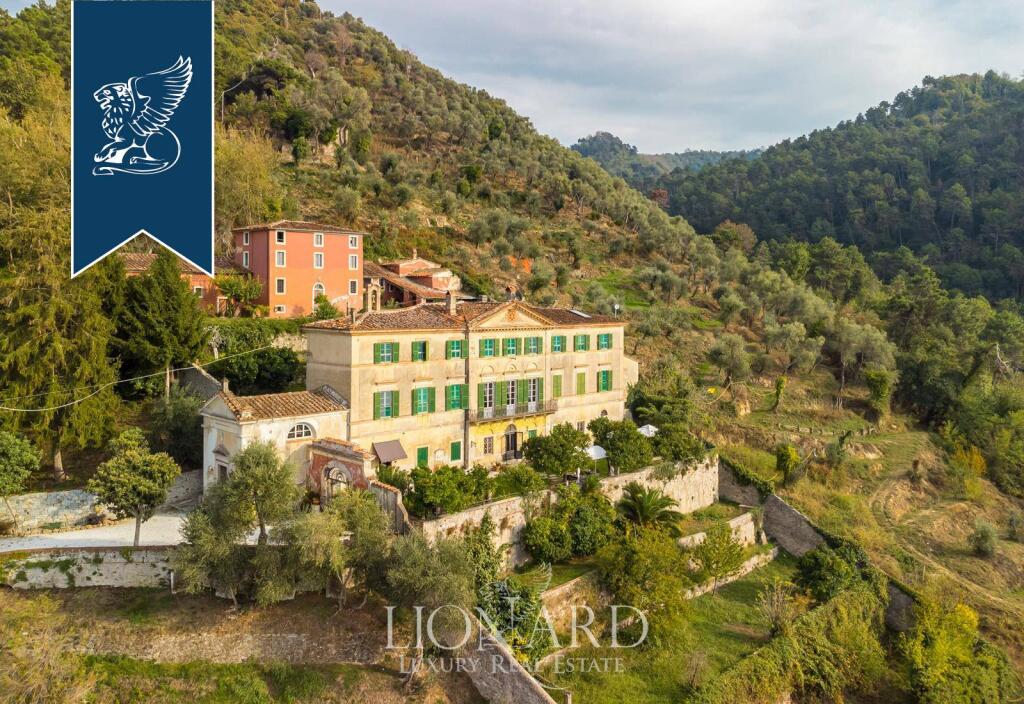 8 غرف نوم فيلا في Camaiore, Italy رقم 386264