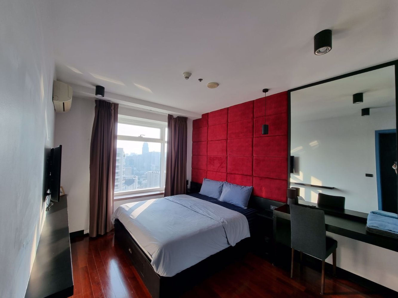 2 bedrooms Condo in Ratchathewi, Thailand No. 8984