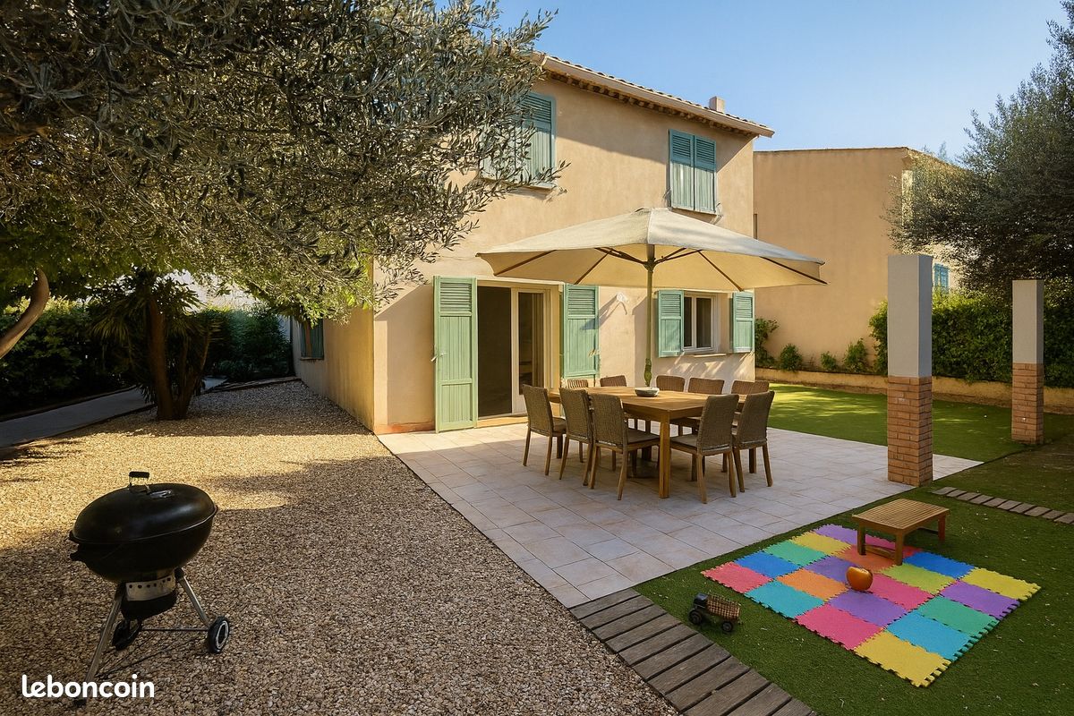 4 bedrooms House in Six-Fours-les-Plages, France No. 318676