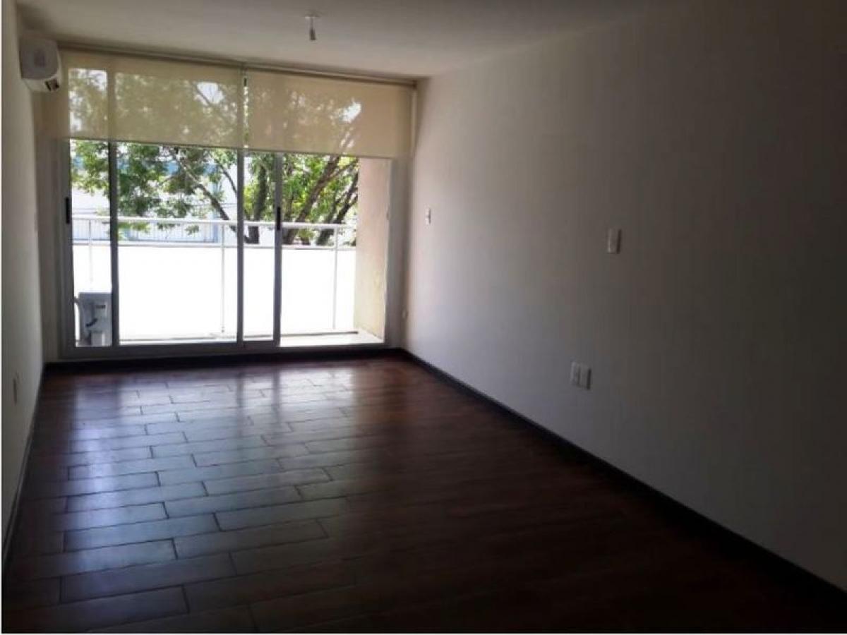 Studio in Montevideo, Uruguay No. 10127