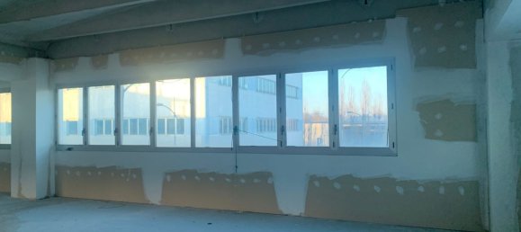 105m² Office in Castel Maggiore, Italy No. 227096 6