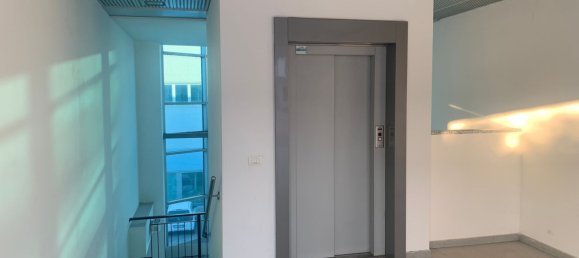 105m² Office in Castel Maggiore, Italy No. 227096 11