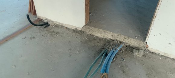 105m² Office in Castel Maggiore, Italy No. 227096 5