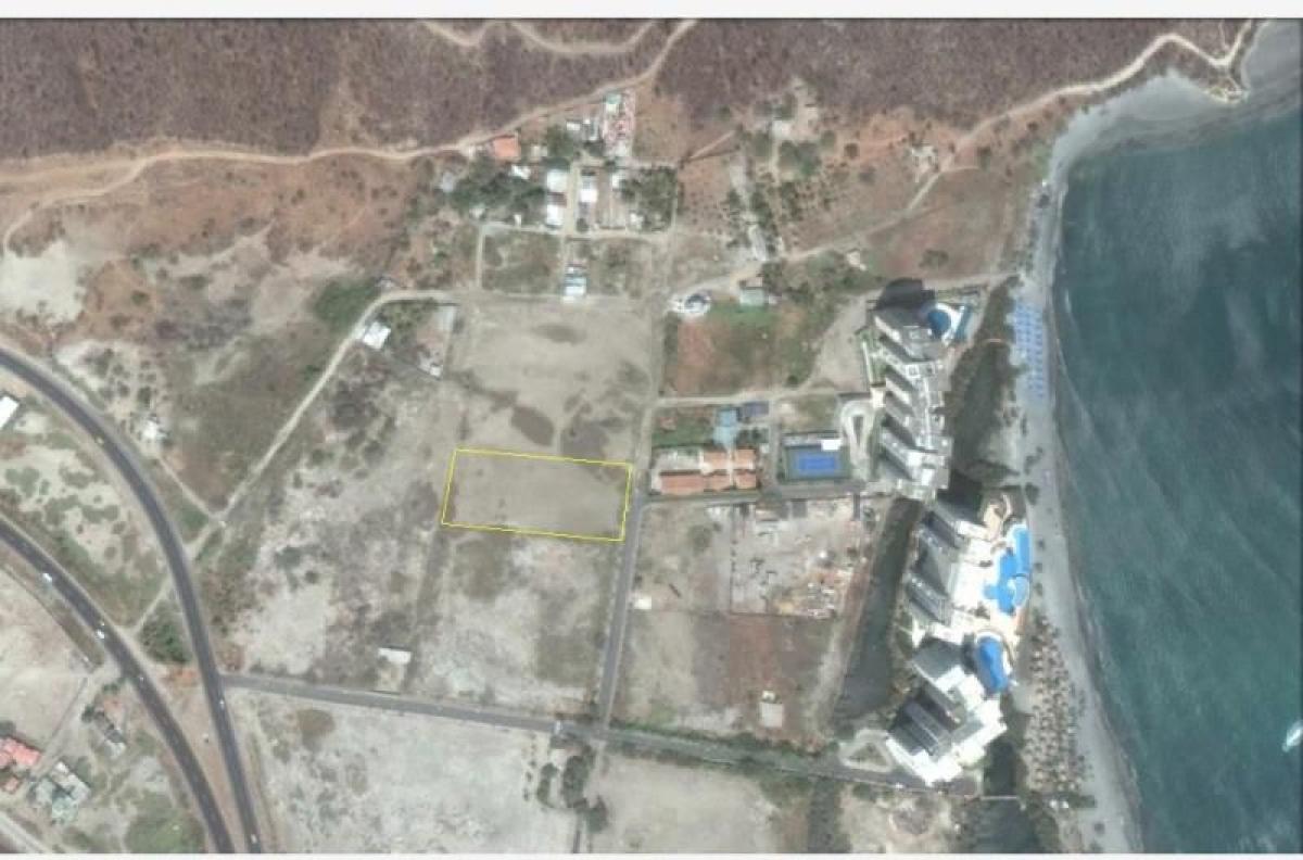  Land in Guadalajara de Buga, Colombia No. 374