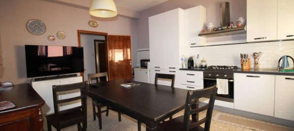 5-Zimmer Haus in Montegranaro, Italy, Nr. 169605 9