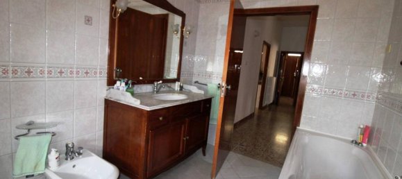 5-Zimmer Haus in Montegranaro, Italy, Nr. 169605 18