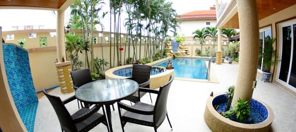 4 bedrooms Cafe / restaurant in Pattaya, Thailand No. 611 2