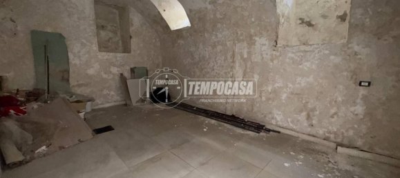 250m² Warehouse in Naples, Italy No. 267846 8