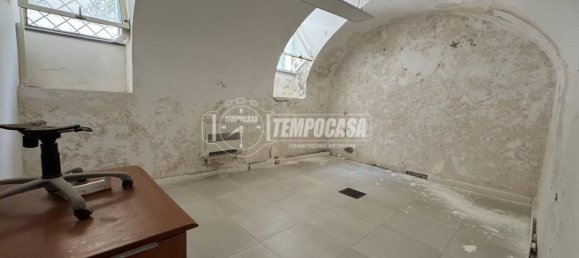 250m² Warehouse in Naples, Italy No. 267846 9