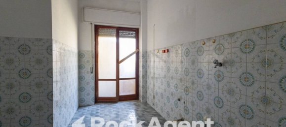 2 Schlafzimmer Wohnung in Catanzaro, Italy, Nr. 296152 7