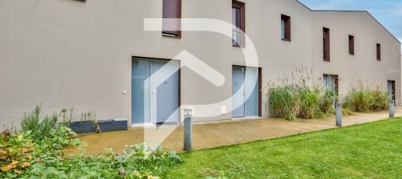 3 bedrooms House in La Courneuve, France No. 176266 10