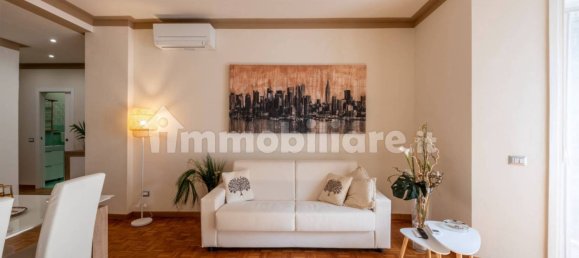 1 bedroom Apartment in Milan, Italy No. 331624 6
