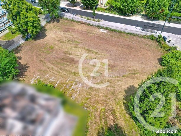 1385m² Land in Doubs, France No. 304368