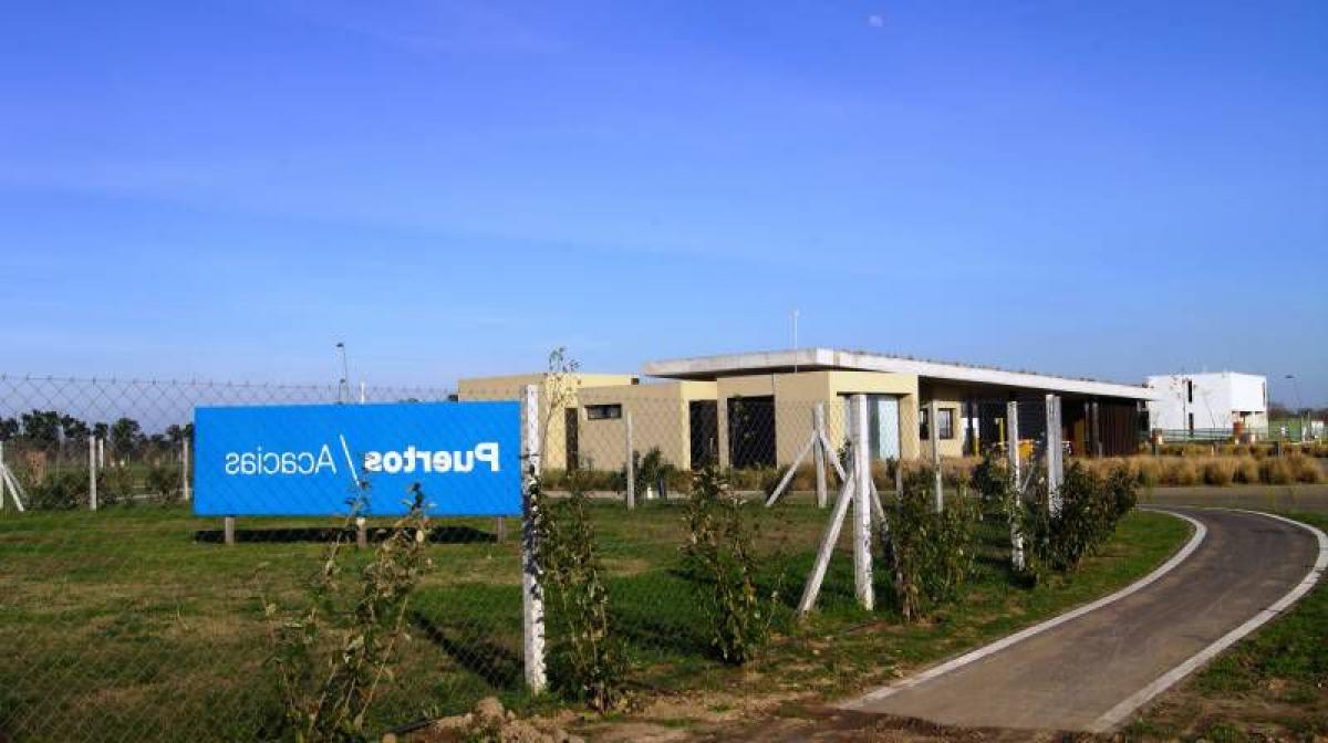 Terreno en Escobar, Argentina No. 35848