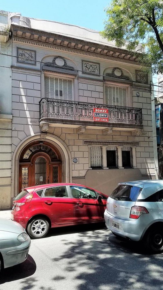 11 bedrooms House in Buenos Aires, Argentina No. 70555