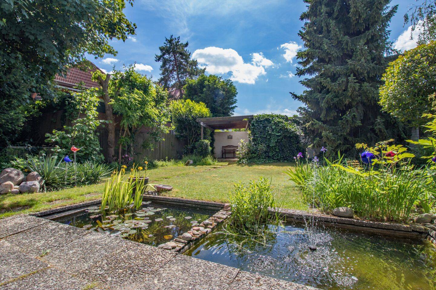 Adosado de 3 dormitorios en Lower Saxony, Germany No. 159785