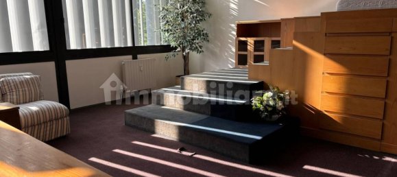 1غرفة مكتب في Varese, Italy رقم 341980 7