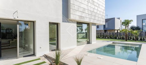 4 bedrooms Villa in Cambrils, Spain No. 183379 13