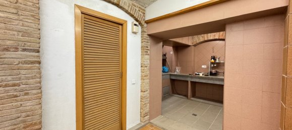 Gewerbliche Immobilie in Sant Marti, Spain 148m², Nr. 68377 20