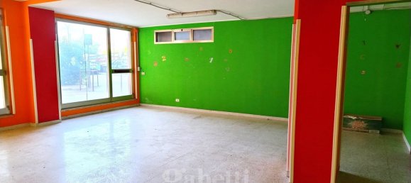 Imóvel comercial de 1 divisão em Campobasso, Italy N.º 36082 7