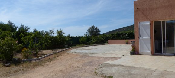 4 bedrooms Villa in Alata, France No. 59827 5