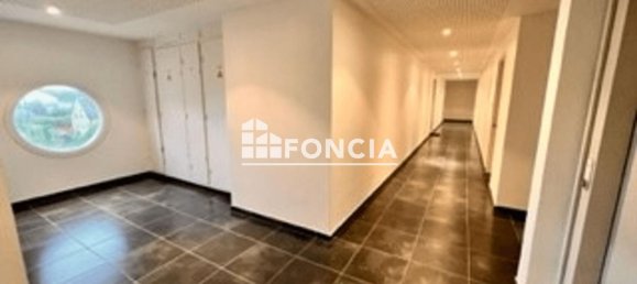 2 bedrooms Apartment in Onnaing, France No. 92629 10