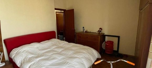 6 rooms Apartment in Pistoia, Italy No. 222865 9