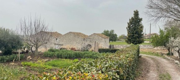 Estudio en Modica, Italy No. 45091 36