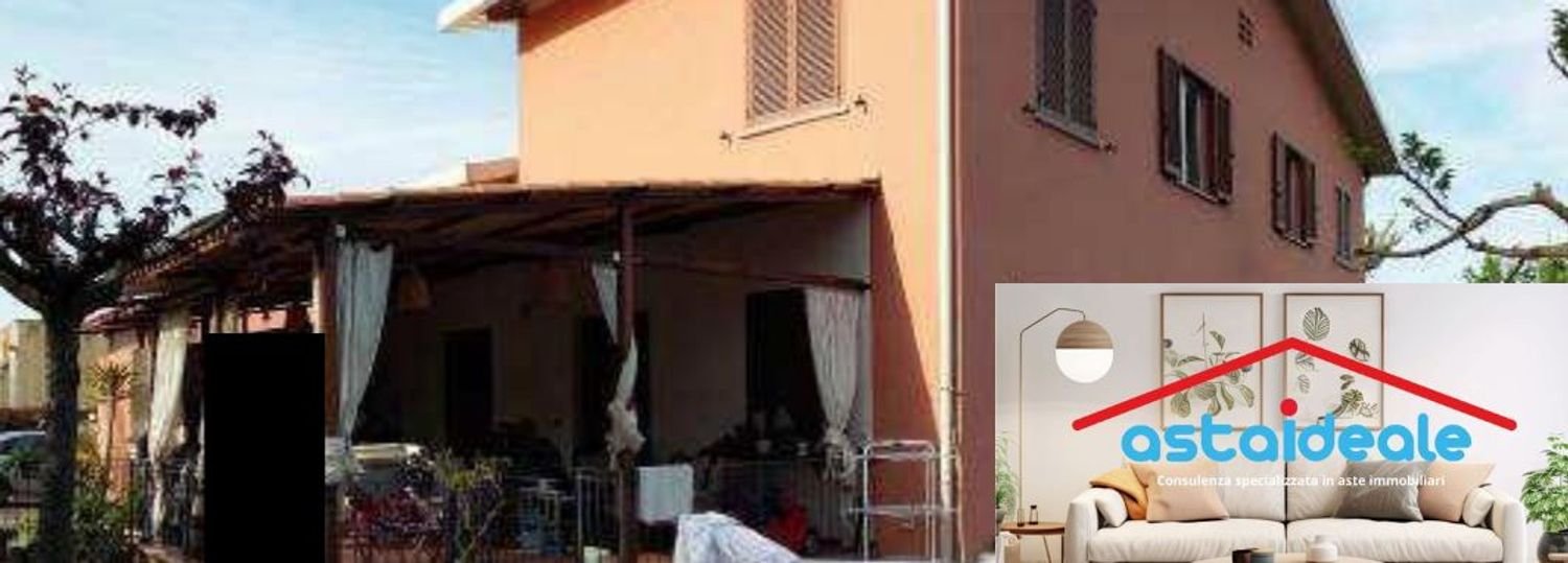 7 غرف نوم شقة في Tuoro sul Trasimeno, Italy رقم 364712