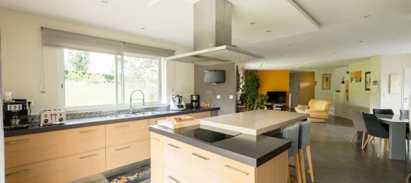 Вилла с 4 спальнями в Сен-Жан, Франция № 300182 4