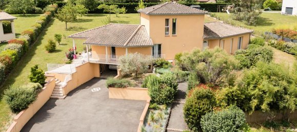 Вилла с 4 спальнями в Сен-Жан, Франция № 300182 2