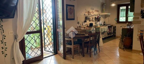 2 bedrooms Apartment in Gallicano nel Lazio, Italy No. 306240 2