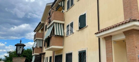 2 bedrooms Apartment in Gallicano nel Lazio, Italy No. 306240 6