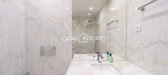 3 bedrooms Apartment in Porto, Portugal No. 122391 29