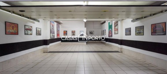 3 bedrooms Apartment in Porto, Portugal No. 122391 30