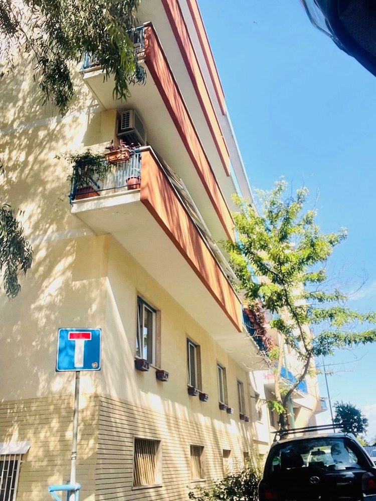 2 bedrooms Apartment in Naples, Italy No. 366385