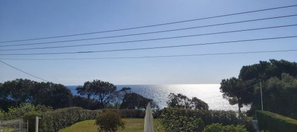 3 bedrooms Villa in Corfu, Greece No. 3660 8