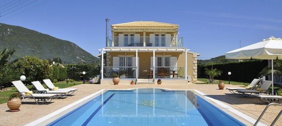 3 bedrooms Villa in Corfu, Greece No. 3660 10