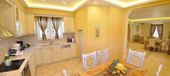 3 bedrooms Villa in Corfu, Greece No. 3660 30