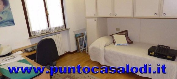 2 bedrooms Villa in San Colombano al Lambro, Italy No. 142632 7