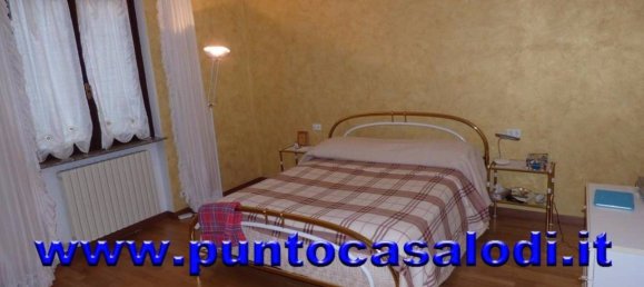 2 bedrooms Villa in San Colombano al Lambro, Italy No. 142632 6