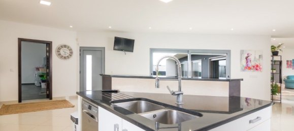 4 bedrooms House in Atouguia da Baleia, Portugal No. 143274 5