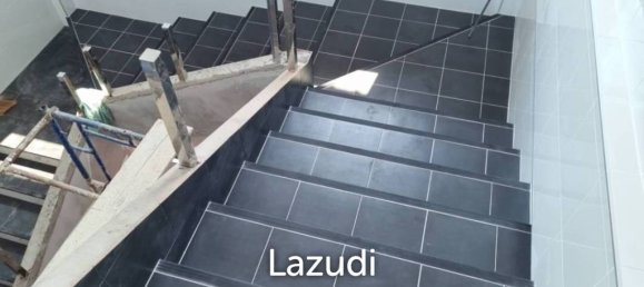 Villa de 5 dormitorios en Sattahip, Thailand No. 17850 6