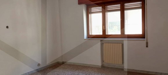 Apartamento de 3 divisões em Castellana Grotte, Italy N.º 28480 10