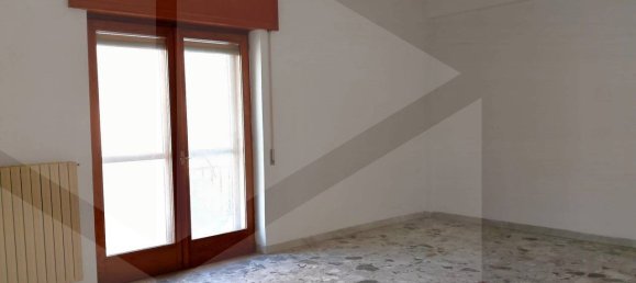 Apartamento de 3 divisões em Castellana Grotte, Italy N.º 28480 6