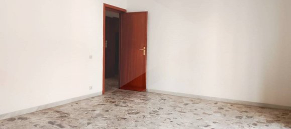 Apartamento de 3 divisões em Castellana Grotte, Italy N.º 28480 9