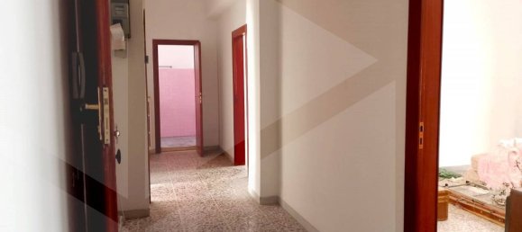 Apartamento de 3 divisões em Castellana Grotte, Italy N.º 28480 5