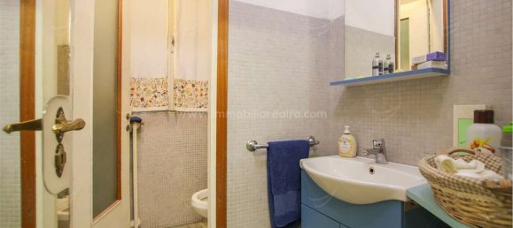 Gewerbliche Immobilie in Novara, Italy 53m², Nr. 72721 8